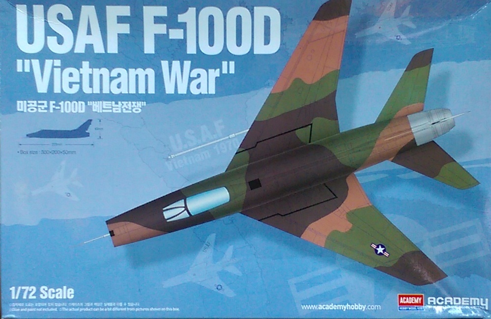 AC12553 1/72 USAF F-1000