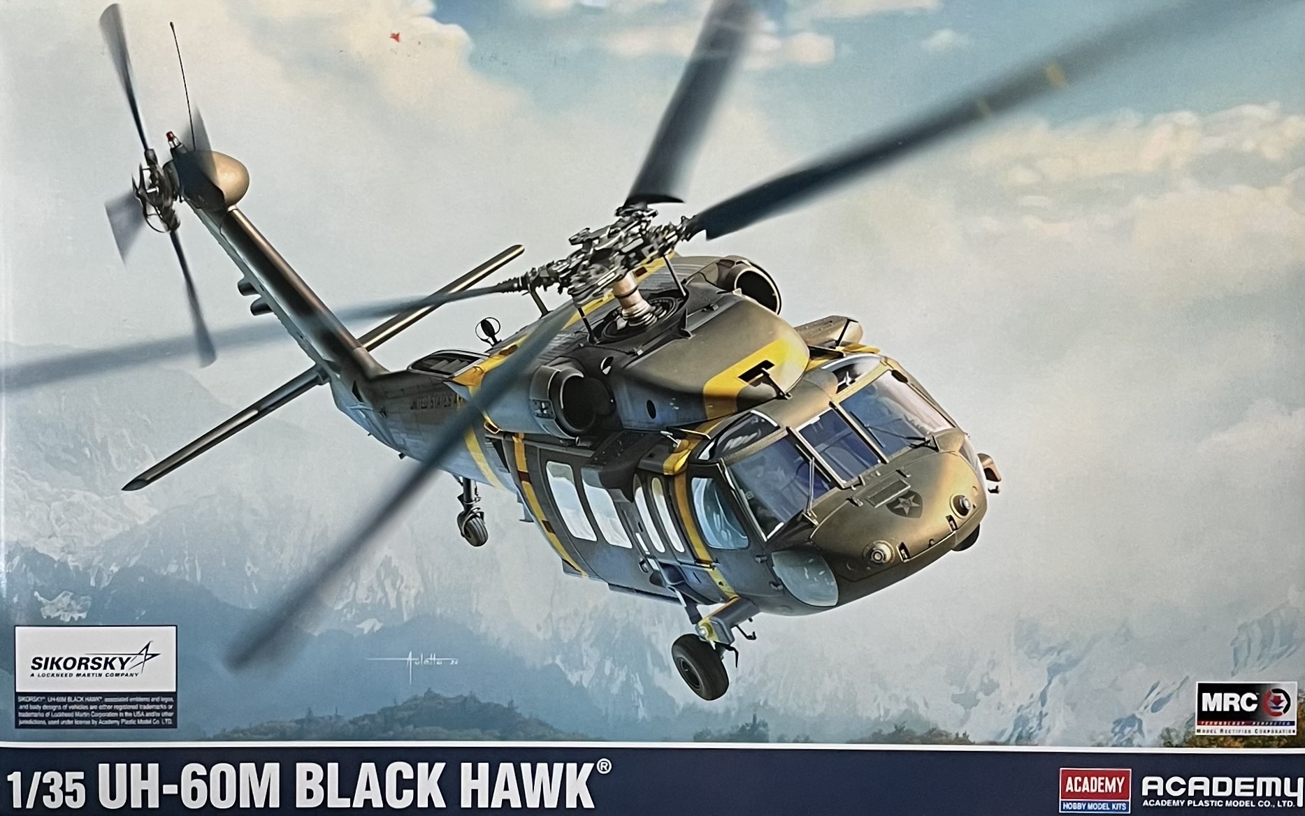 AC12135 1/35 UH-60M BLACK HAWK