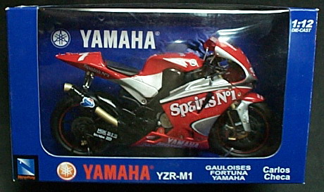 YAMAHA YZR-M1  զ