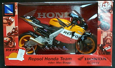 HONDA RC211V 