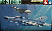 1/100 MIG-21 61602---